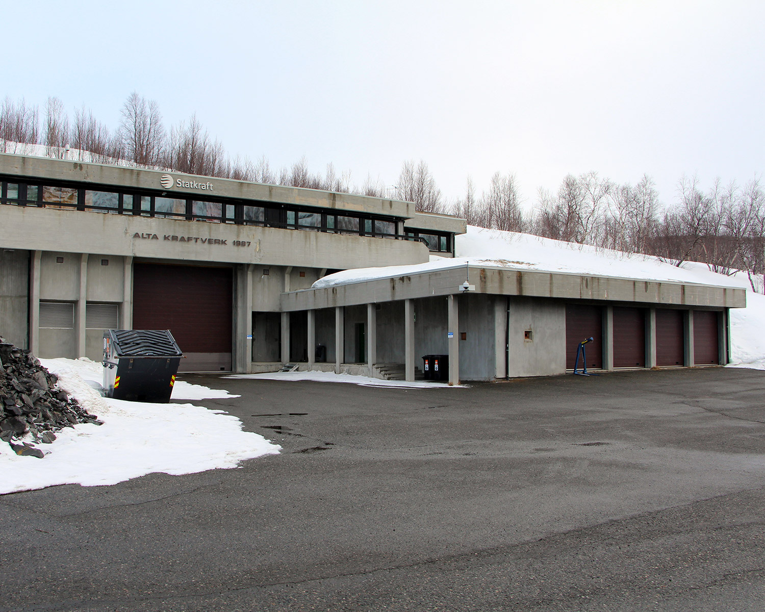 Alta power plant reception building